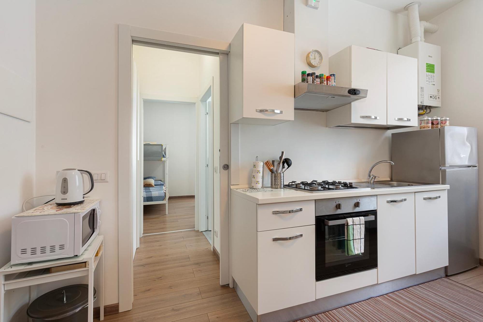 Anita'S Apartment โกโม ภายนอก รูปภาพ